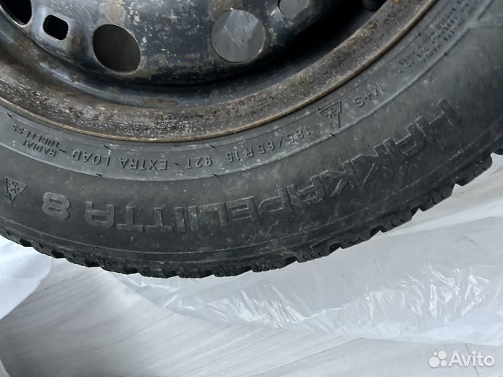 Nokian Tyres Hakkapeliitta 8 185/65 R15 92T