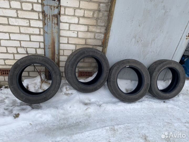 Continental ContiPremiumContact 225/60 R17