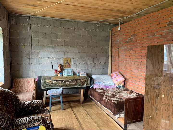 Коттедж 184 м² на участке 10 сот.