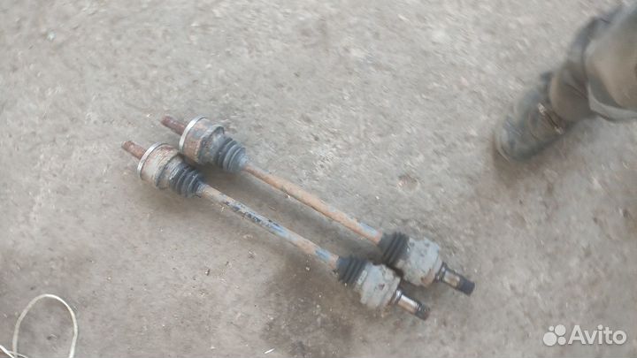 Привода задние Mercedes-Benz W203