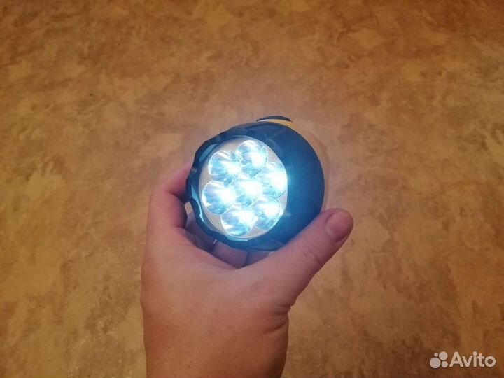 Фонарик (мало держит заряд) перезарядный