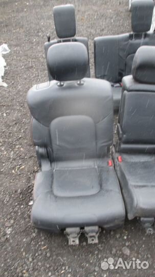 Сидения комплект Nissan Patrol, второй третий ряд