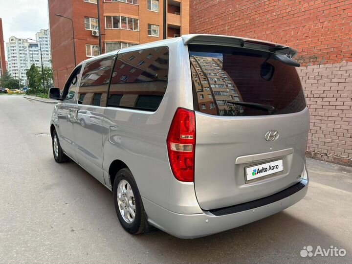 Hyundai Grand Starex 2.5 AT, 2009, 230 000 км