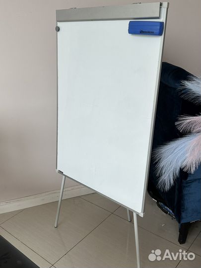 Маркерная доска на ножках