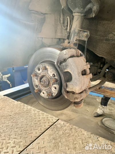 Передние суппорты на kia cerato2