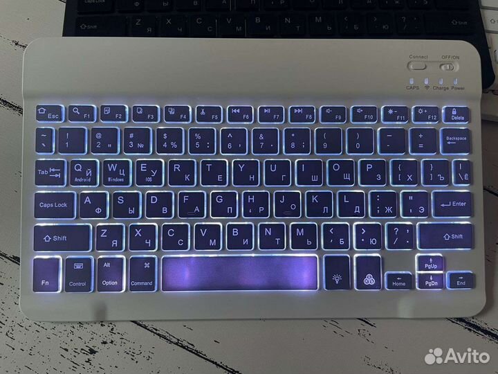 Bluetooth клавиатура