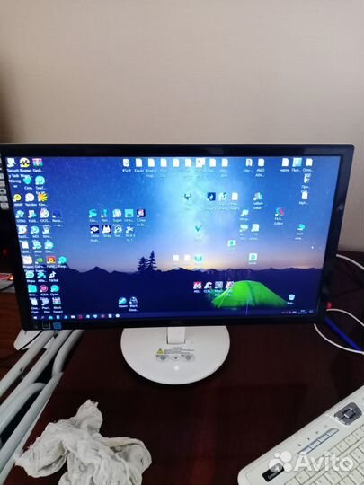 Монитор AOC E2343F с дефектом матрицы