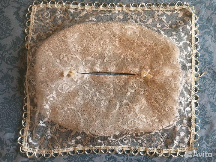 Кружевной чехол для салфетницы