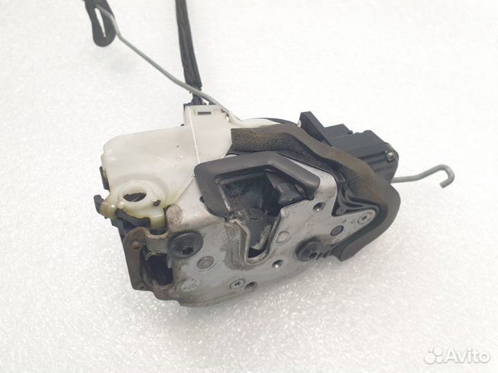Замок двери задний правый Chevrolet Cruze 2013
