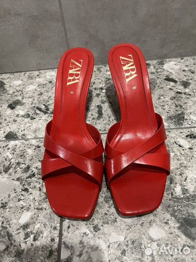 Сандалии босоножки Zara