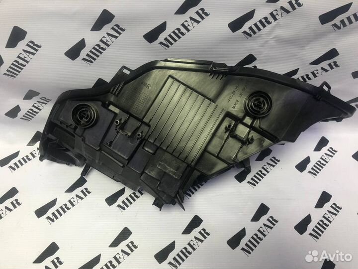 Правый корпус фары BMW 4 series F32 2017-2020 Рест