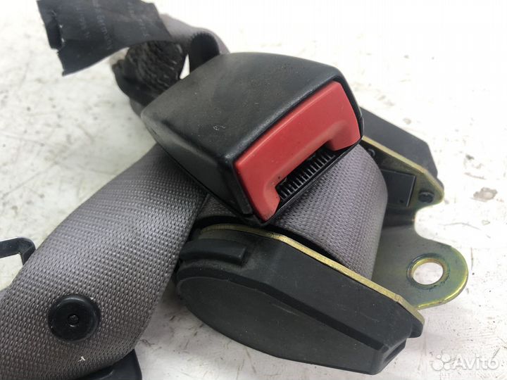 Ремень безопасности задний для Mercedes W210