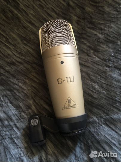 Behringer C-1U