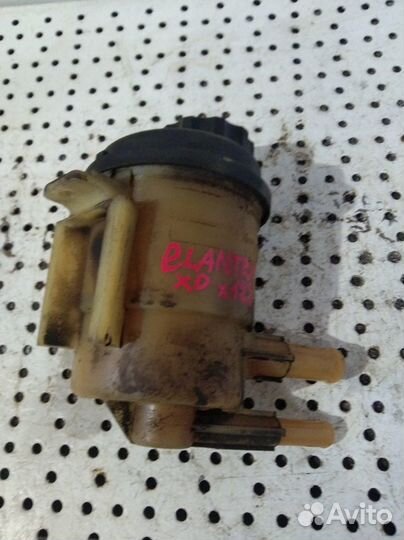 Бачок гур Hyundai Elantra xd