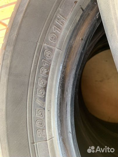 Yokohama BluEarth-A 205/55 R16