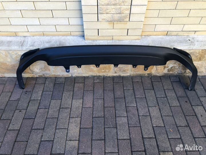 Юбка(губа) заднего бампера Камри v70\v75