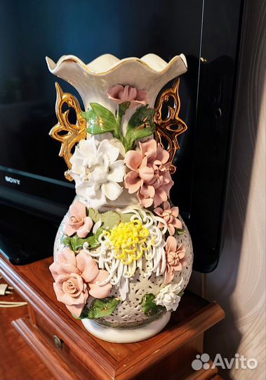Ваза декоративная фарфор