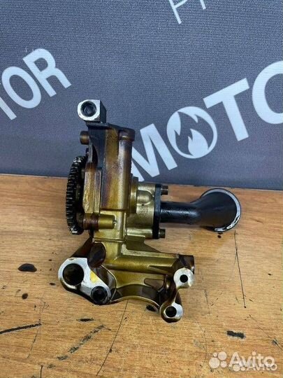 Масляный насос Volkswagen Golf 5 2008 03F115105D