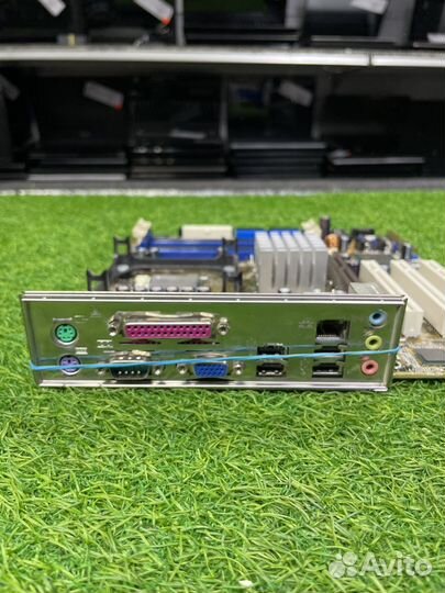 Asus P4P800-VM PGA 478