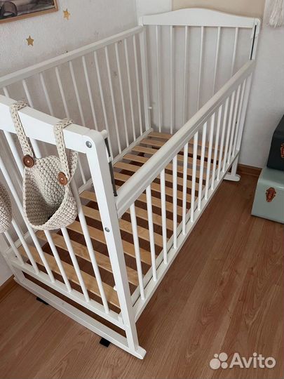 Кроватка детская