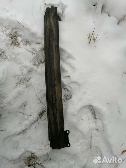 Усилитель заднего бампера