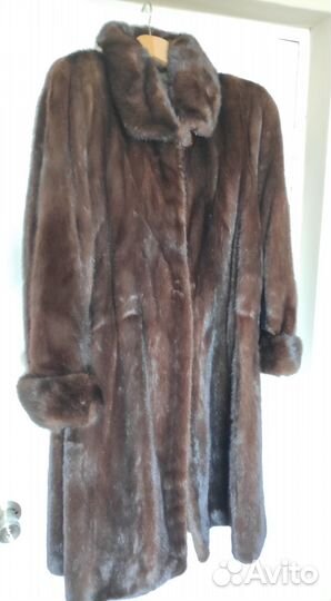 Продаётся шуба