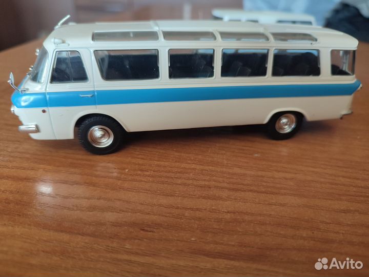 Модели автомобилей Деагостини 1/43