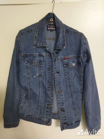 Джинсовая куртка