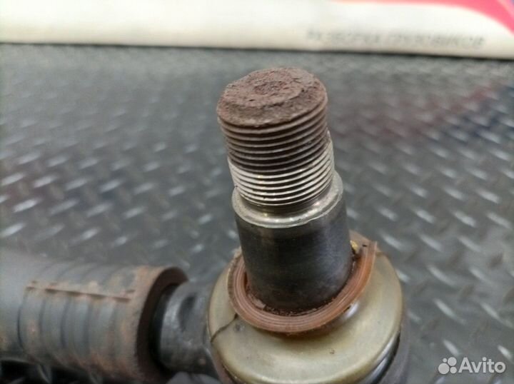 Тяга рулевая продольная