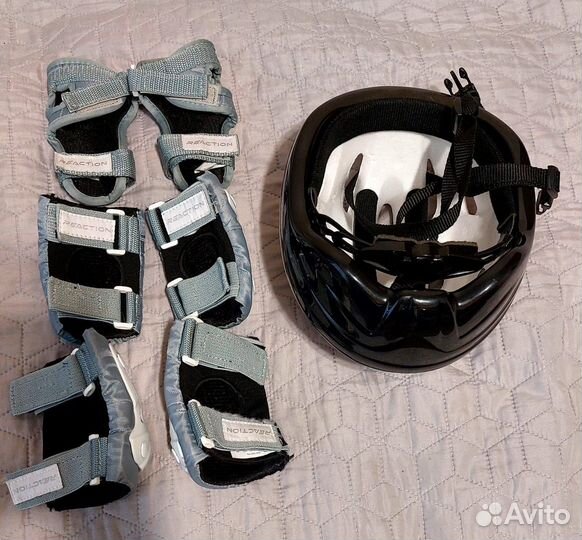 Шлем и защита для роликов коньков детская s