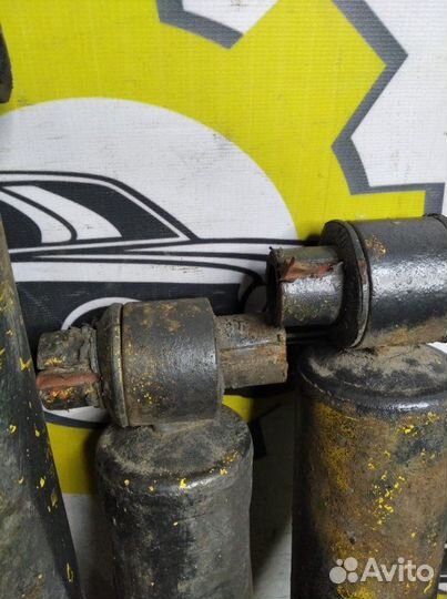 Амортизатор задний Volvo Vnl 670 тягач седельный