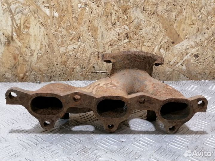 Коллектор выпускной левый Mitsubishi Diamant 2.5 1