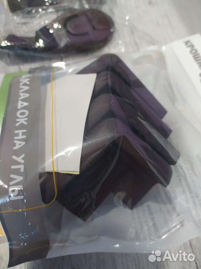 Накладки на углы, замки от детей