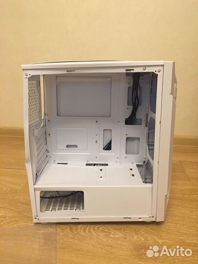 Корпуса белые