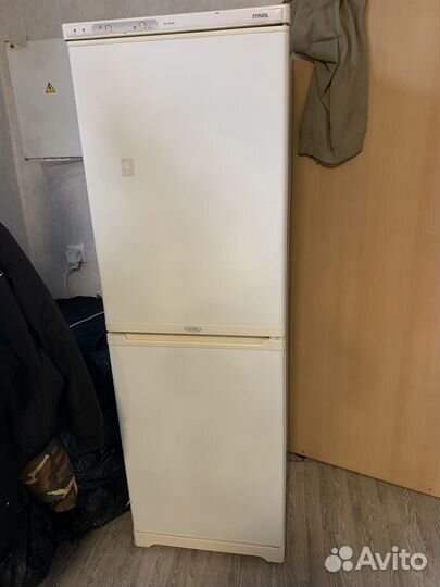 Холодильник бу Stinol