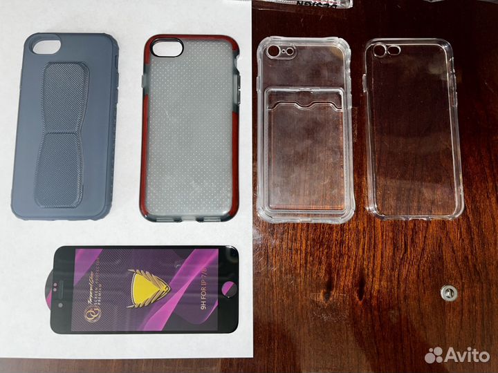 Чехлы и стекла на iPhone 7, 8, se2020, se2022