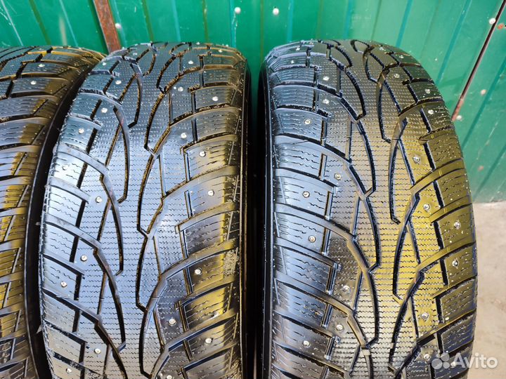 Nankang FT-7 215/60 R17