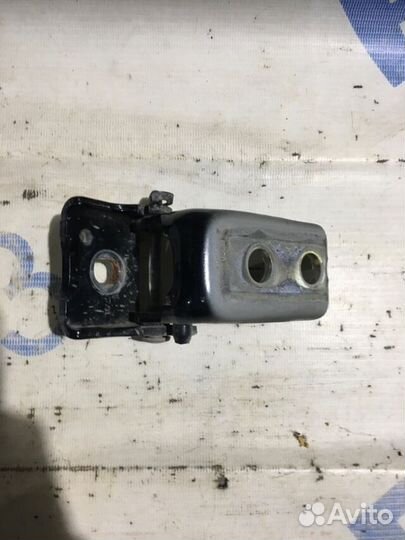 Петля дверная citroen C4 1.6 ат хетчбек