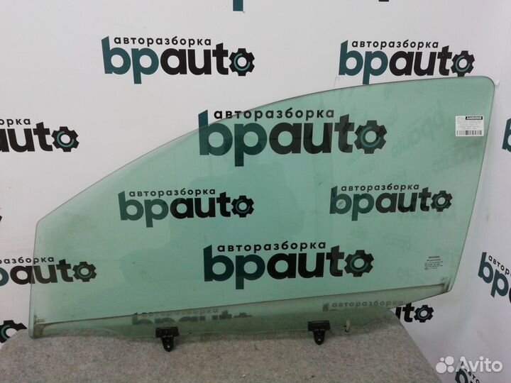 Стекло двери переднее левое 80301JD000 Nissan