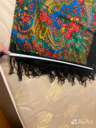 Павловопосадский шерстяной платок