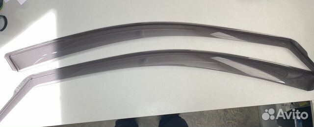 Обтекатель на рамку двери спереди passat B8