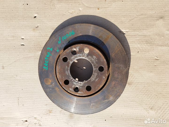 Передний тормозной диск Renault Duster 2