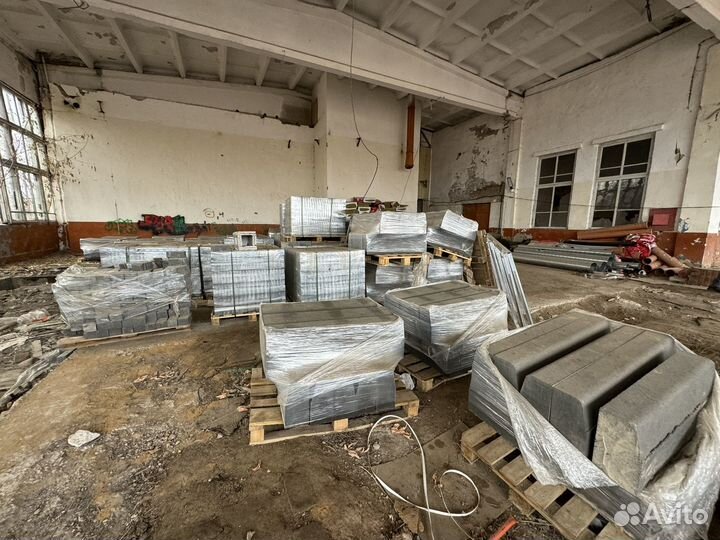 Брусчатка и бордюр