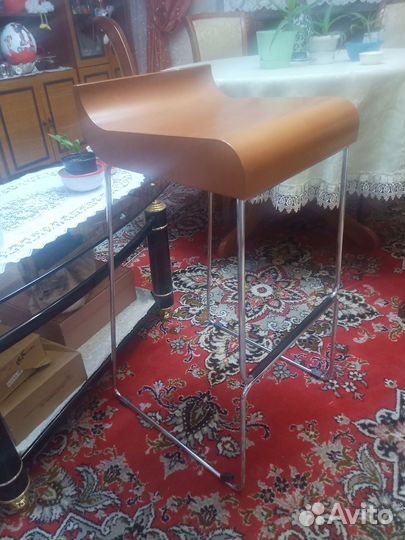 Барный стул