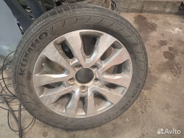 Kumho 975 265/50 R20 107