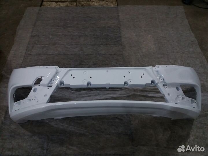 Бампер Лада Веста передний. Цвет Ледниковый 221