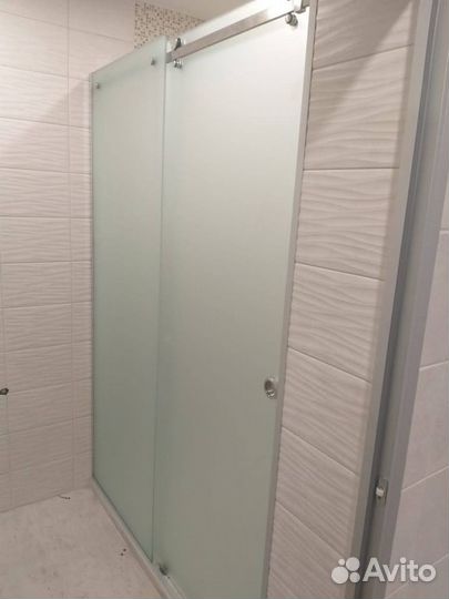 Душевое ограждение из закалённого стекла