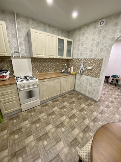 2-к. квартира, 55 м², 2/5 эт.