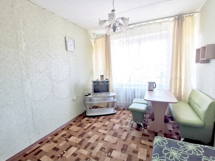 Комната 33,6 м² в 2-к., 1/5 эт.