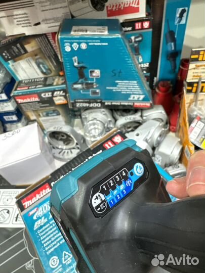 Винтоверт makita td001g